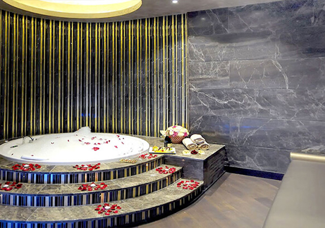 Hilton İstanbul Kozyatağı Hit Club Spa & Fitness