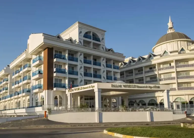 Palm World Resort Spa Side