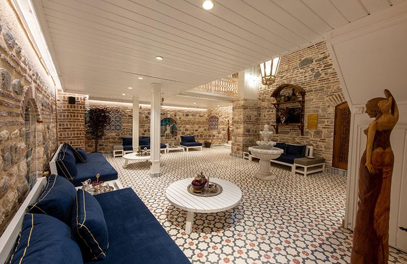 Tarihi Beyoğlu Çatma Mescit Türk Hamam